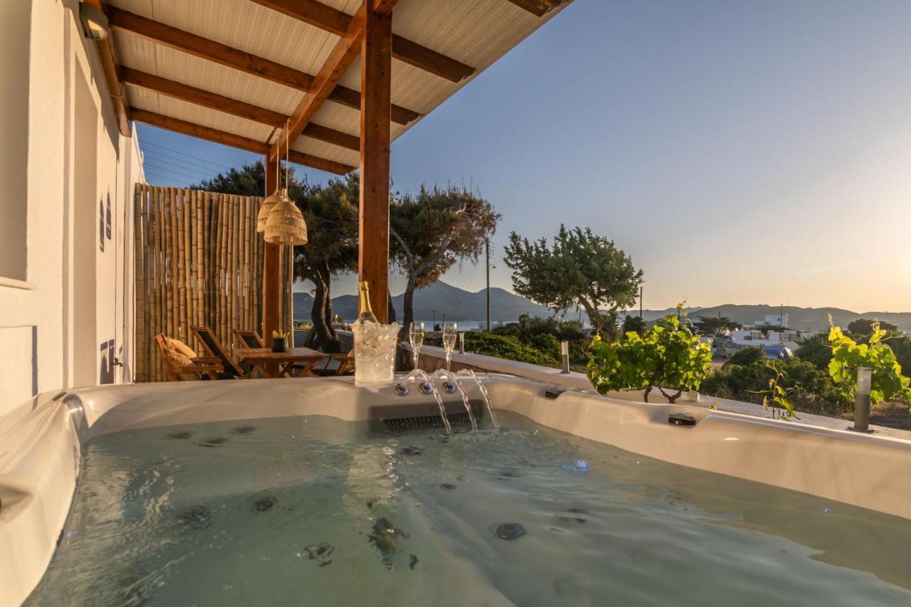 Kallia'S Suites Milos 아다마스 외부 사진