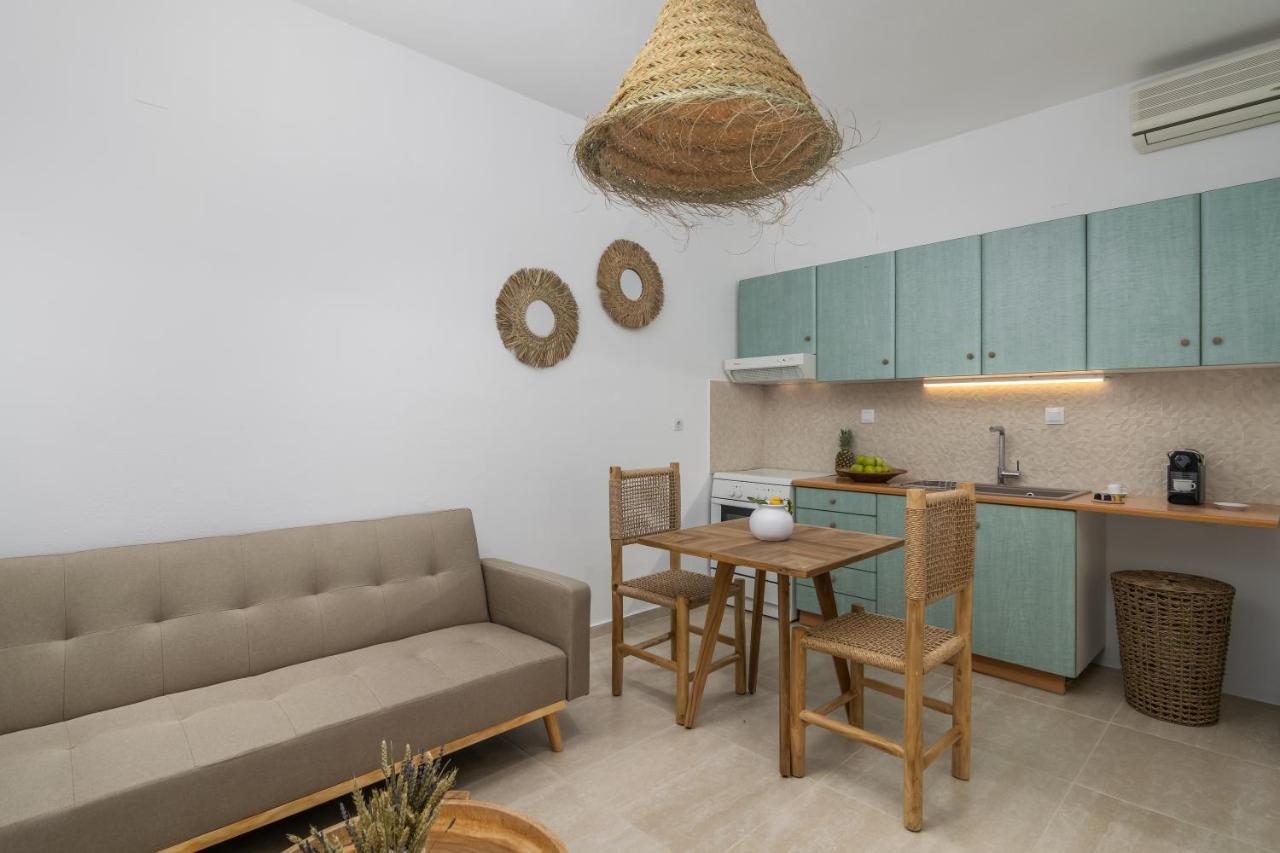 Kallia'S Suites Milos 아다마스 외부 사진