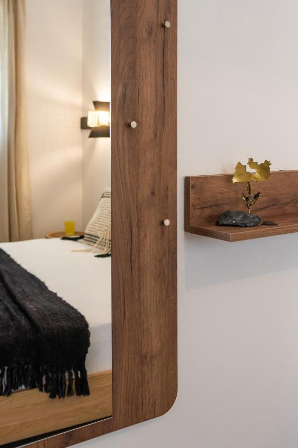 Kallia'S Suites Milos 아다마스 외부 사진