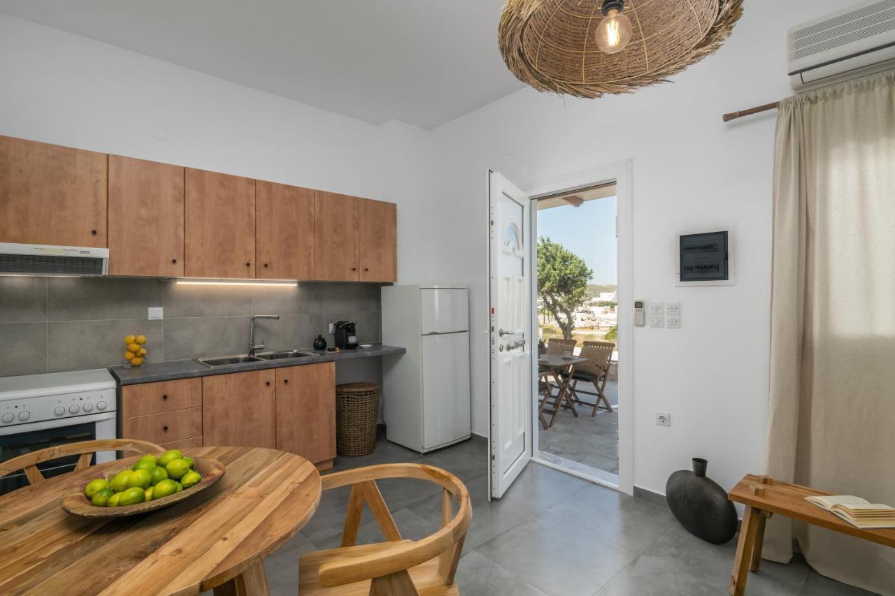 Kallia'S Suites Milos 아다마스 외부 사진