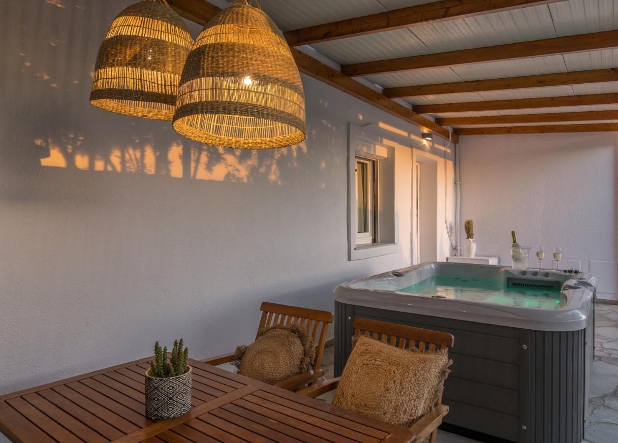 Kallia'S Suites Milos 아다마스 외부 사진