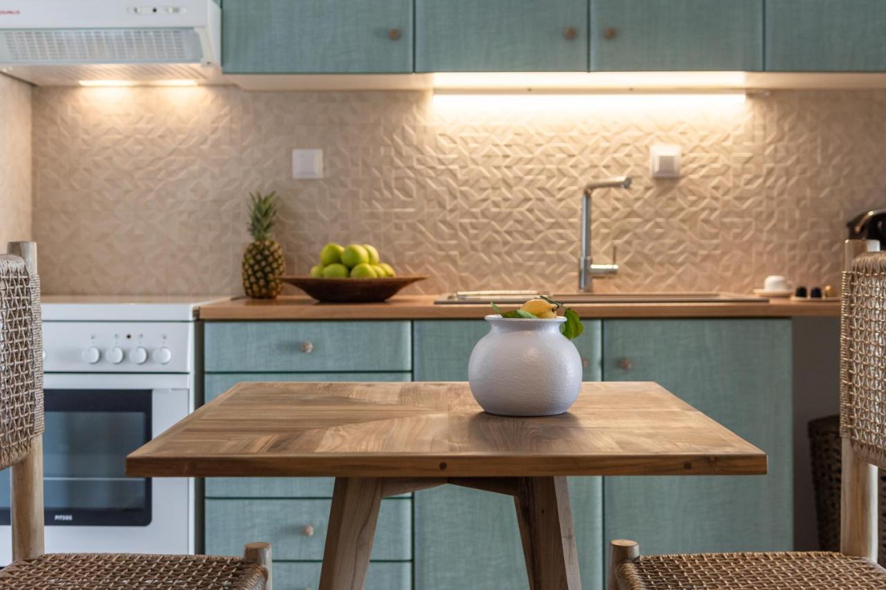 Kallia'S Suites Milos 아다마스 외부 사진